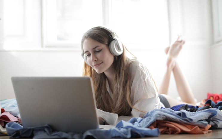 woman using laptop